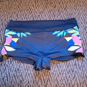 PINK gym to swim shortie